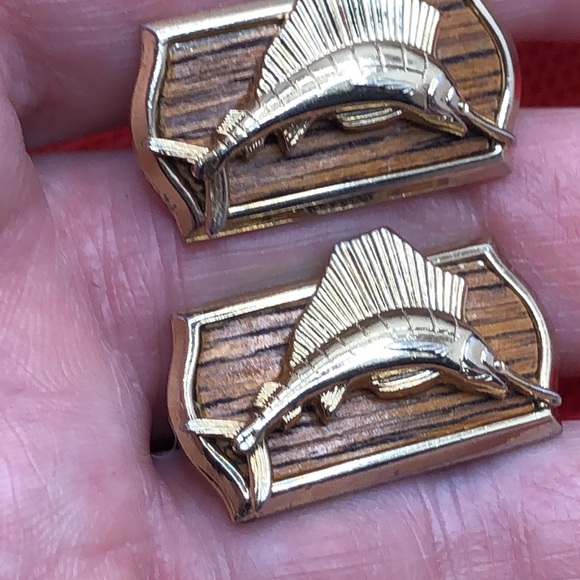 Hickok Sailfish Cuff Links - Picture 10 of 13